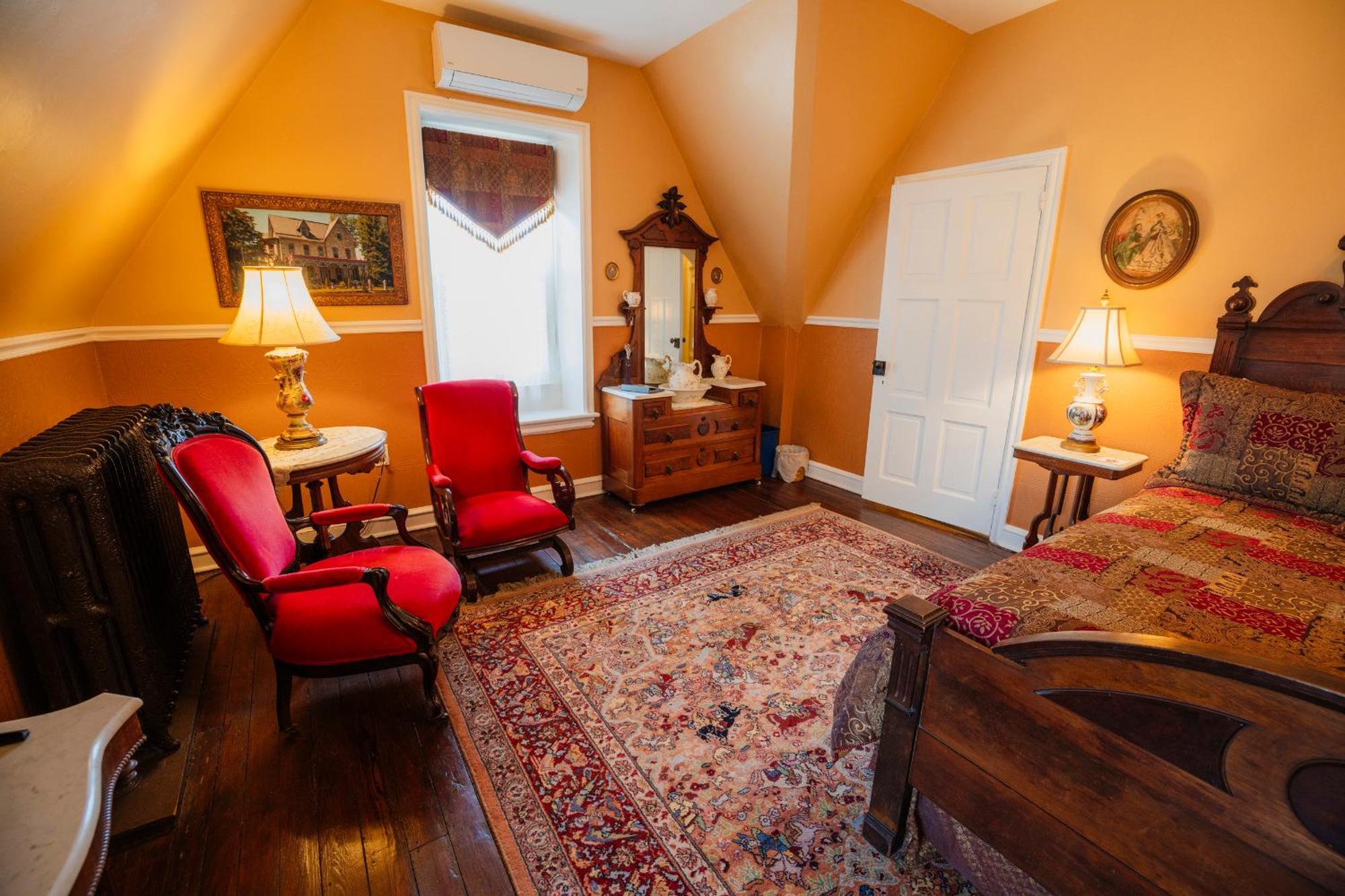Bed & Breakfast Gifford-risley House